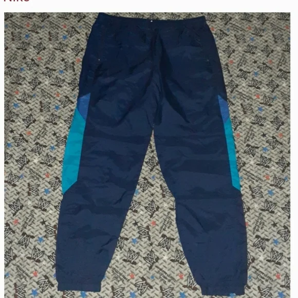 80s NIKE 紺タグ nylon pants vintage USA VTG 1980s NIKE Pants Track Athletic Nylon Joggers Large Made